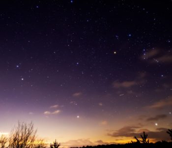2021年1月17日、信州たてしな 白樺高原の三望台から、夜の星空風景。